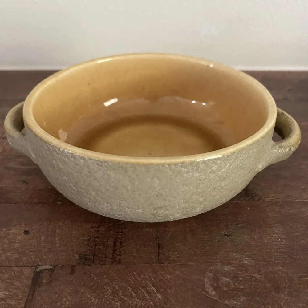 Winfield Pottery Covered Soup / Mini Casserole Dish